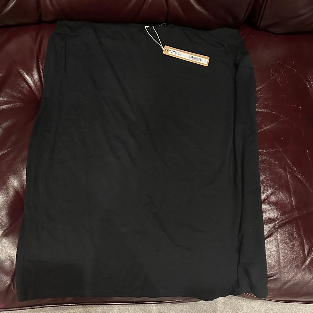 SKIMS Smooth Lounge Skirt Obsidian